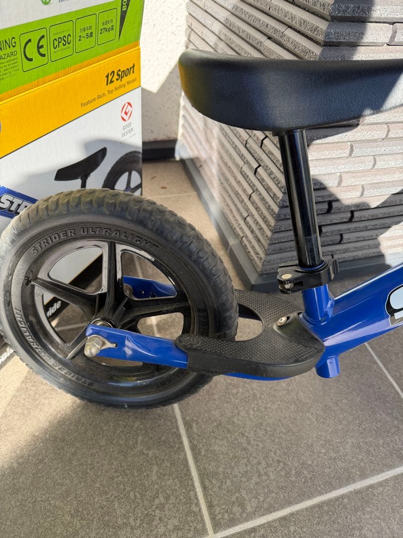 STRIDER バランスバイク 青 12インチ