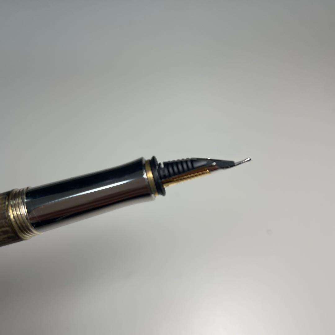 未使用 ファーバーカステル 万年筆 クラシックコレクション プラチナコーティング