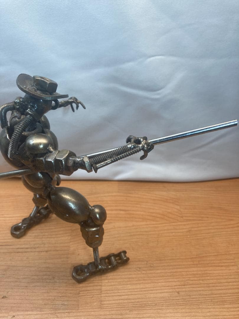 鉄のオブジェ 海外製 アート 人形