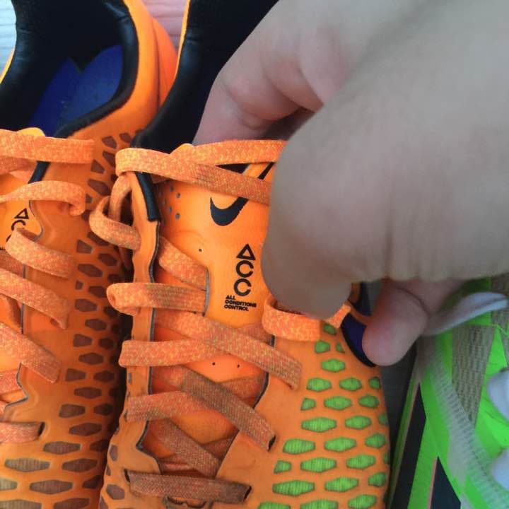 ナイキアディダスサッカースパイク9セット