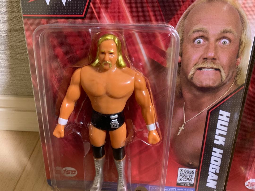 ハルクホーガン　フィギュア　プロレス　新日本プロレス　2体　WWE ポピー　風