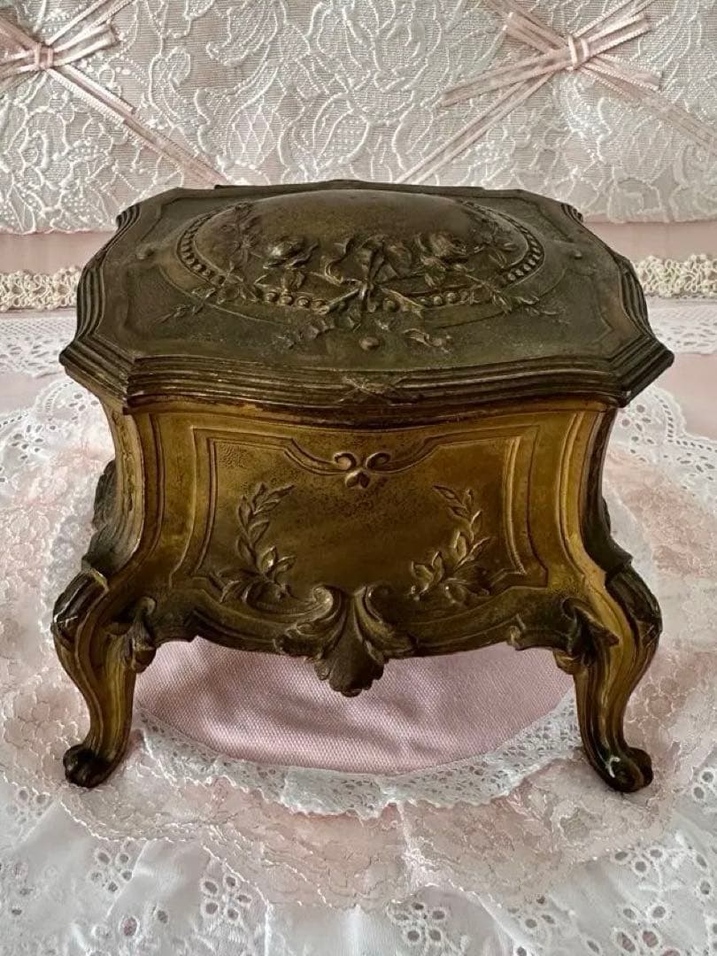 アンティーク　ブロンズジュエリーBOX