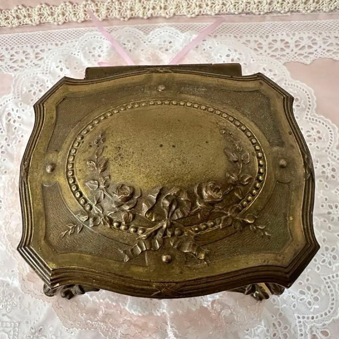 アンティーク　ブロンズジュエリーBOX