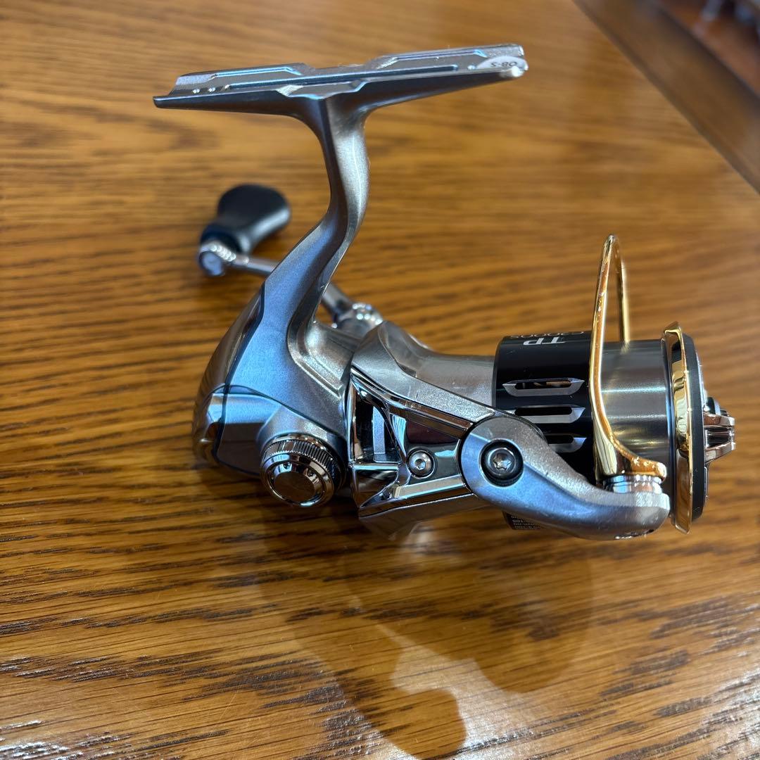 シマノ 15ツインパワー C2000HGS 替スプール付き