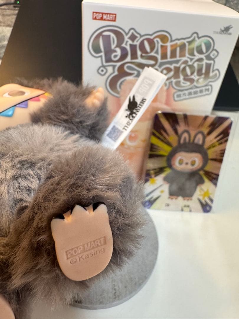 正規品 LABUBU ラブブBig into Energy シークレット グレー