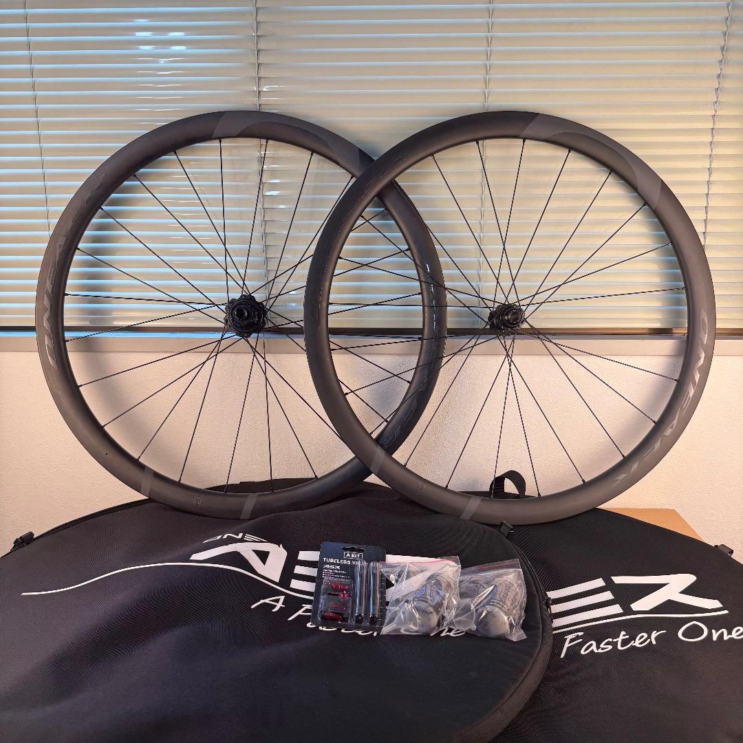 【美品】ONEAER DC3 DISCブレーキ・カーボンホイールセット シマノ用