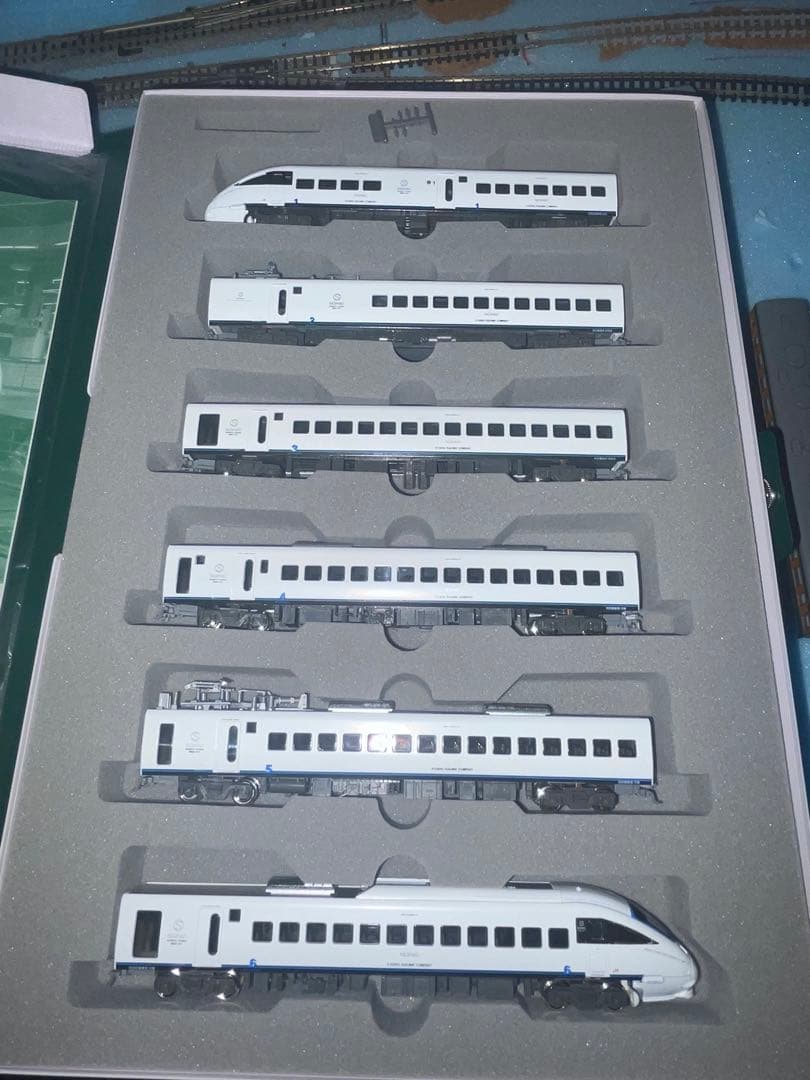 KATO10-286 885系 白いソニック