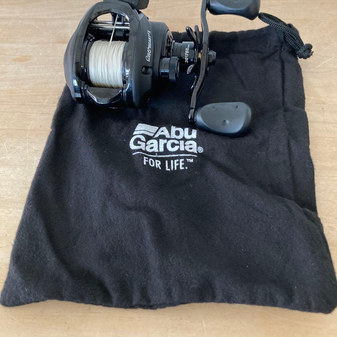 Abu Garcia REVO BEASTX 40 ベイトリール