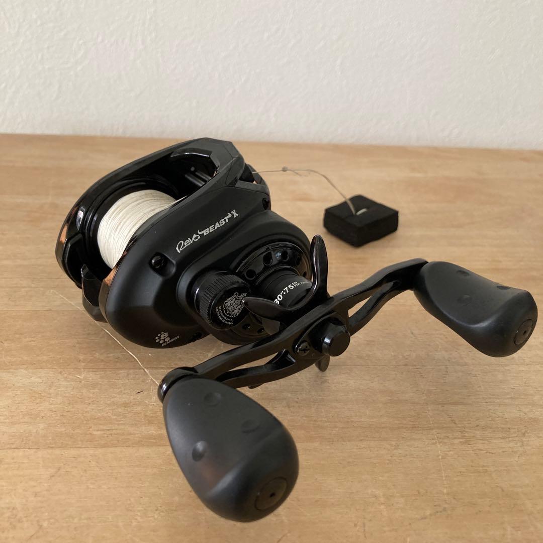 Abu Garcia REVO BEASTX 40 ベイトリール