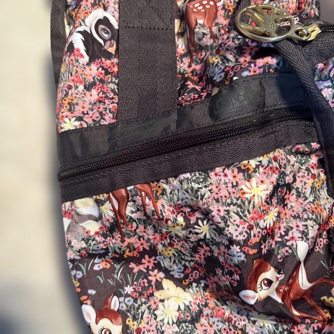 LeSportsac. バンビ柄　ボストンバッグ 約縦37x横50xマチ23