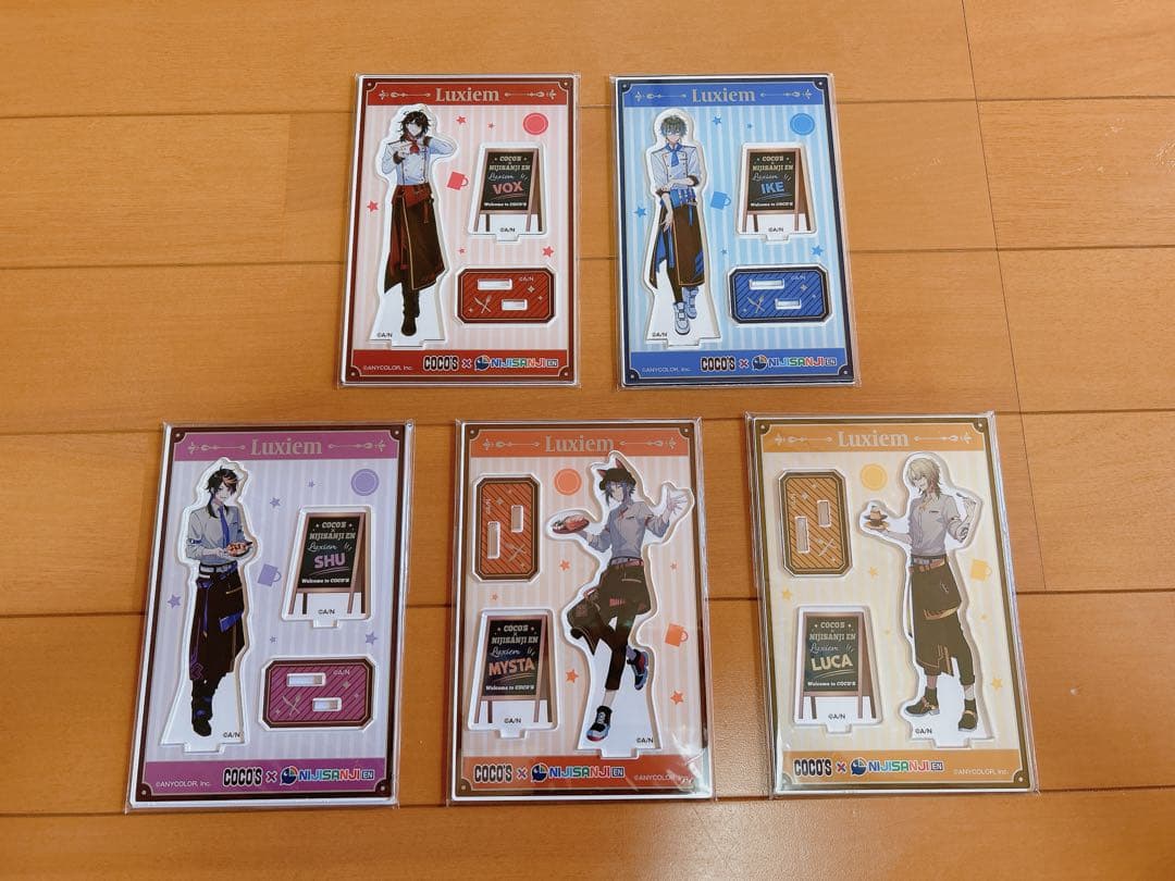 Luxiemグッズセット15点　COCO'S×NIJISANJI EN