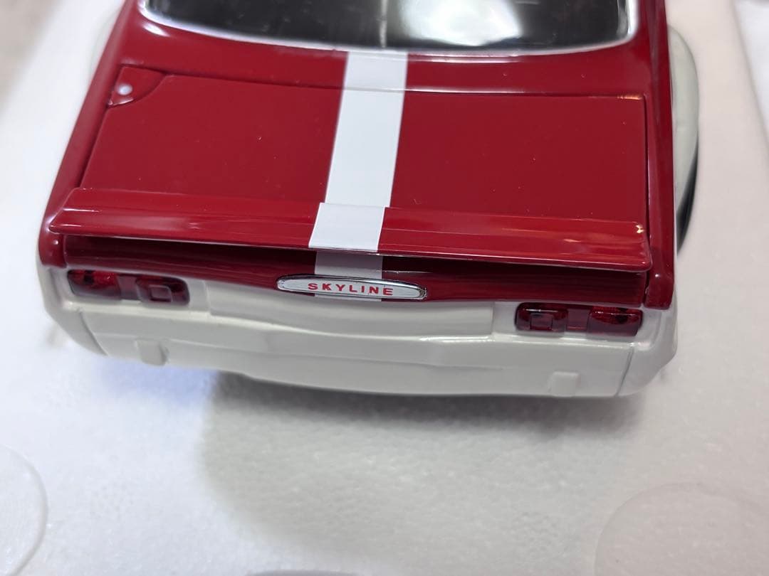 ミニカー NISSAN SKYLINE 2000GT-R. 1:18