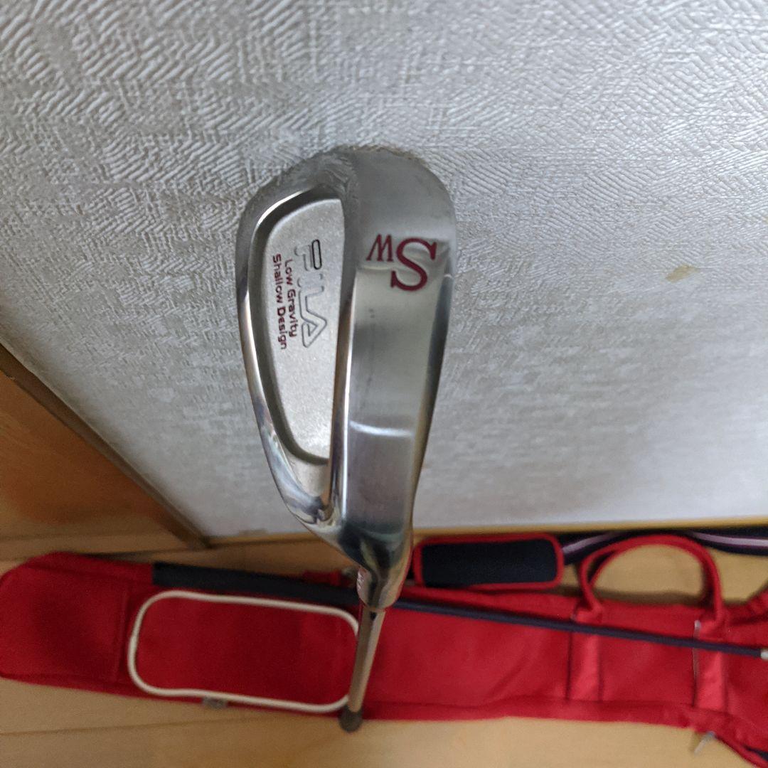 レディース用ゴルフクラブケース と FILAアイアン、ドライバー、パターのセット