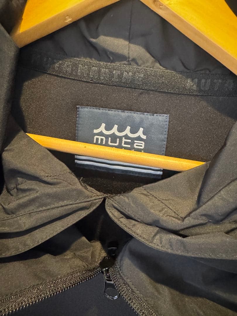 ムータマリンゴルフ ボンディング プリーツ切替ワンピース ブラック