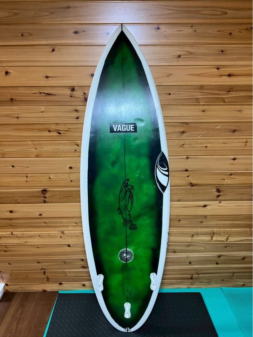 ショートボード　シャープアイ　HT2 5.9 25.9L ラウンドテール