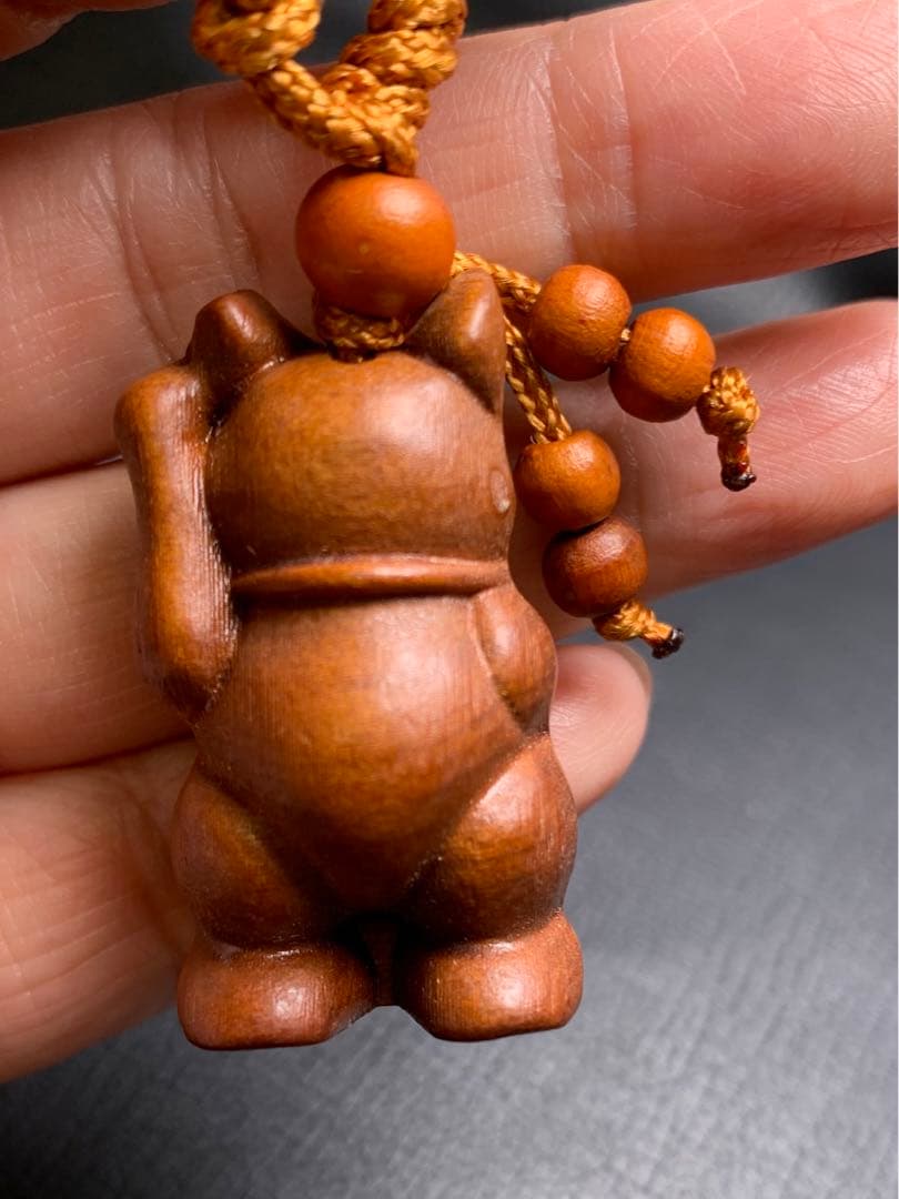 051575 桃の木招き猫キーホルダー