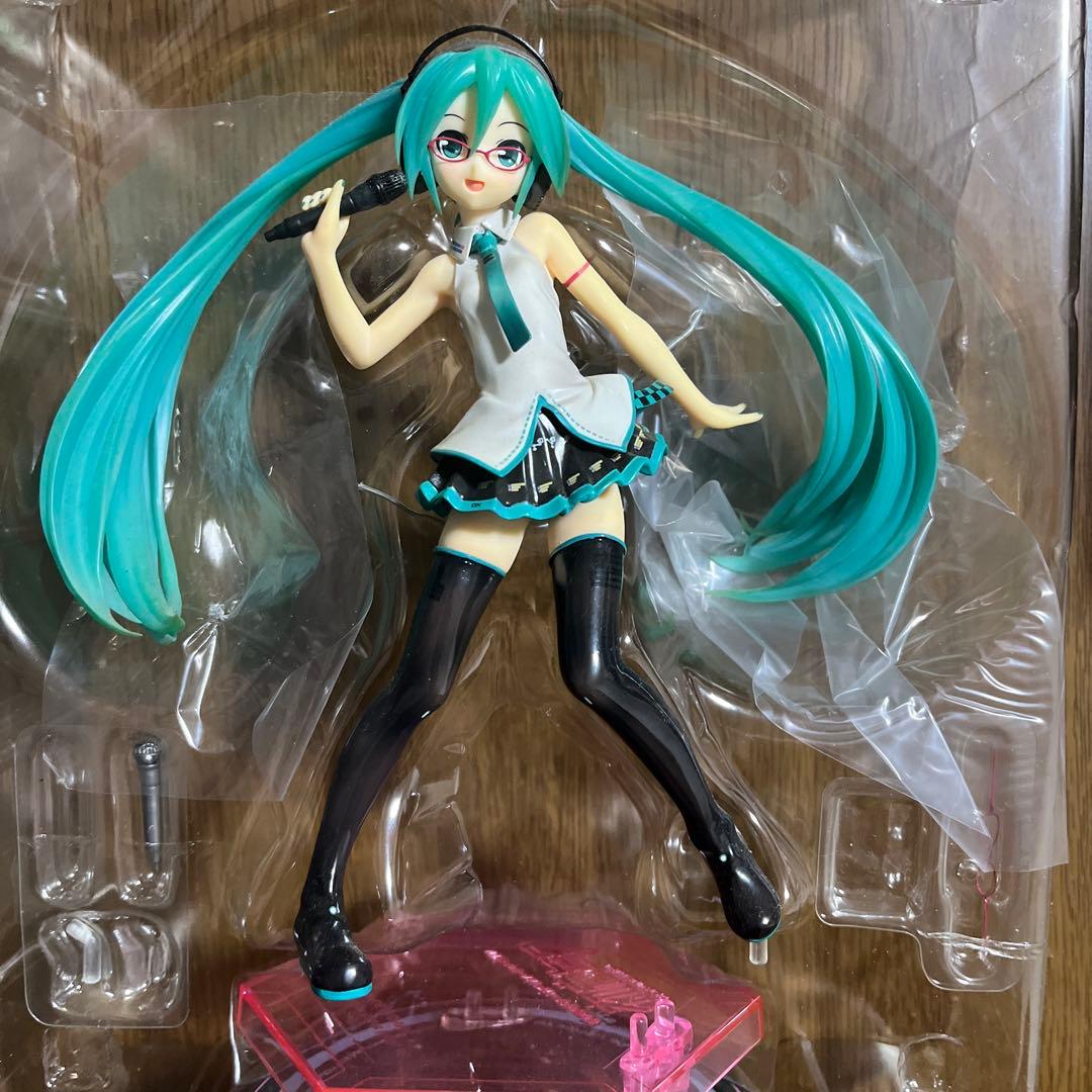 Lat式初音ミク　フィギュア【中古】