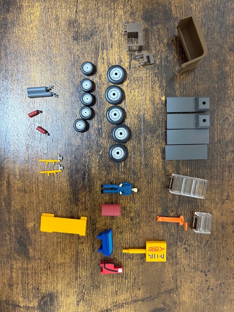 トミカラマ VINTAGE 04c 中古車店 (アクセル426)