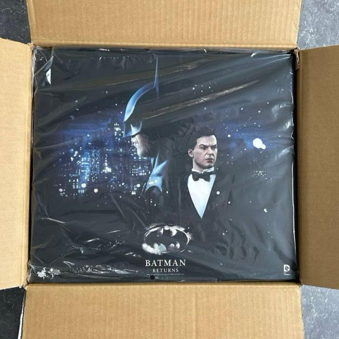 ホットトイズ バットマンリターンズ バットマン＆ブルース・ウェイン（２体セット）