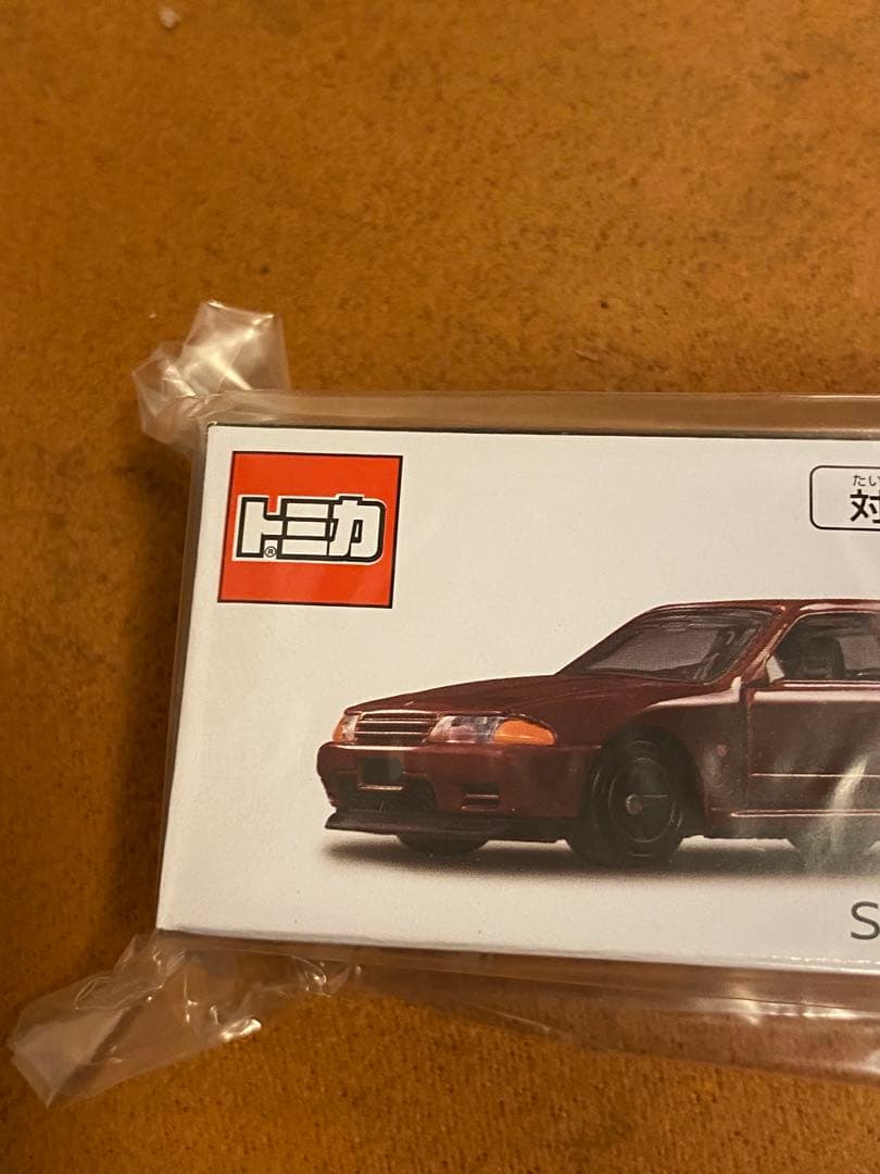 日産　純正　トミカ　スカイライン　GT-R BNR 32 レッドパール