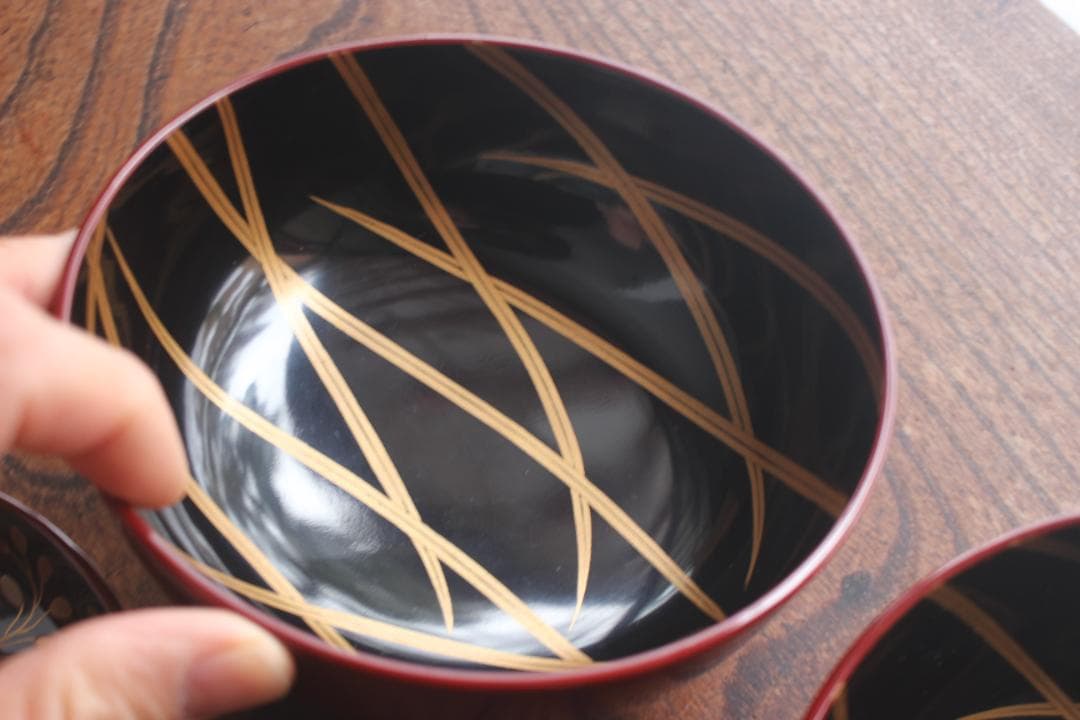 デッドストック！極上紅溜に優美な桐花蒔絵の映えるお椀2点（検輪島塗京塗煮物椀