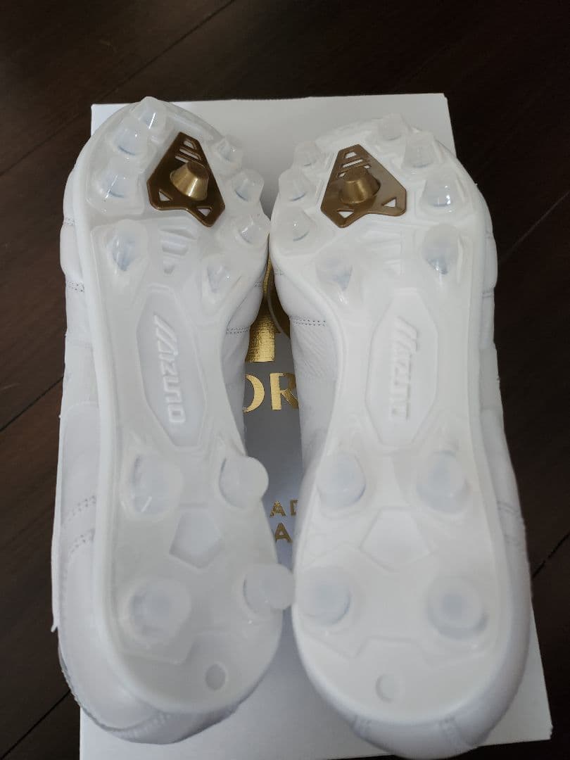 激レアサイズ、MizunoモレリアU L.40周年記念モデル未使用24㎝