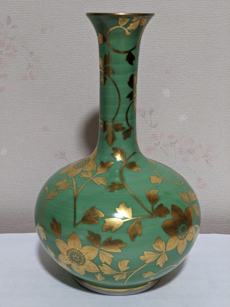 ⭐九谷焼重鎮 名工 吉田美統 人間国宝 金彩絵付 花器 花活 置物飾り 骨董品