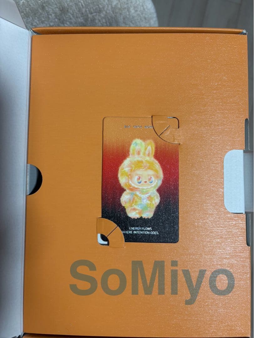 POPMART ラブブ LABUBU ロック ぬいぐるみ