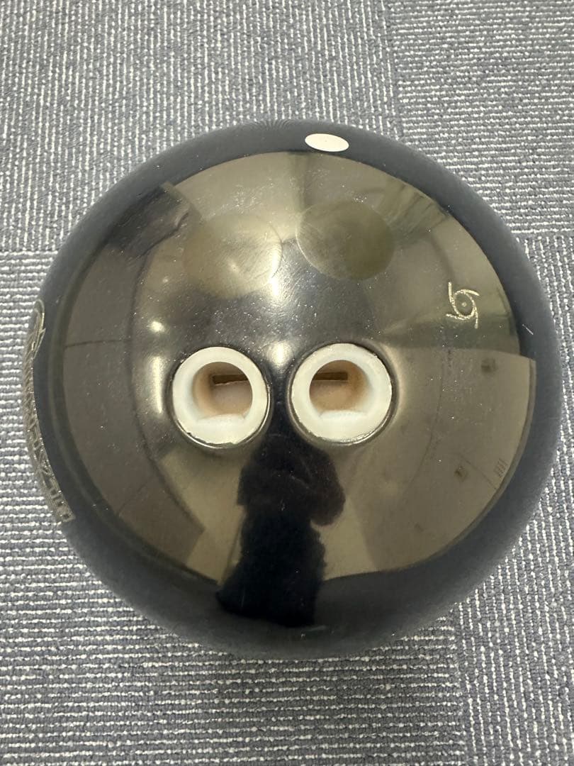 ボウリングボール　ヴァーチャルエナジーブラックアウト　15Ｐ