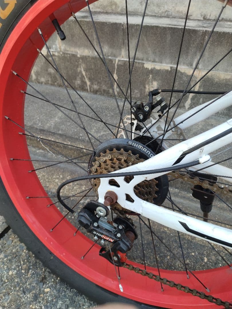 GRESS ファットバイク ホワイト/レッド