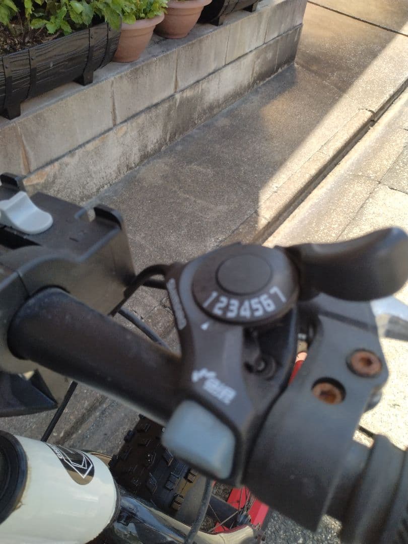 GRESS ファットバイク ホワイト/レッド