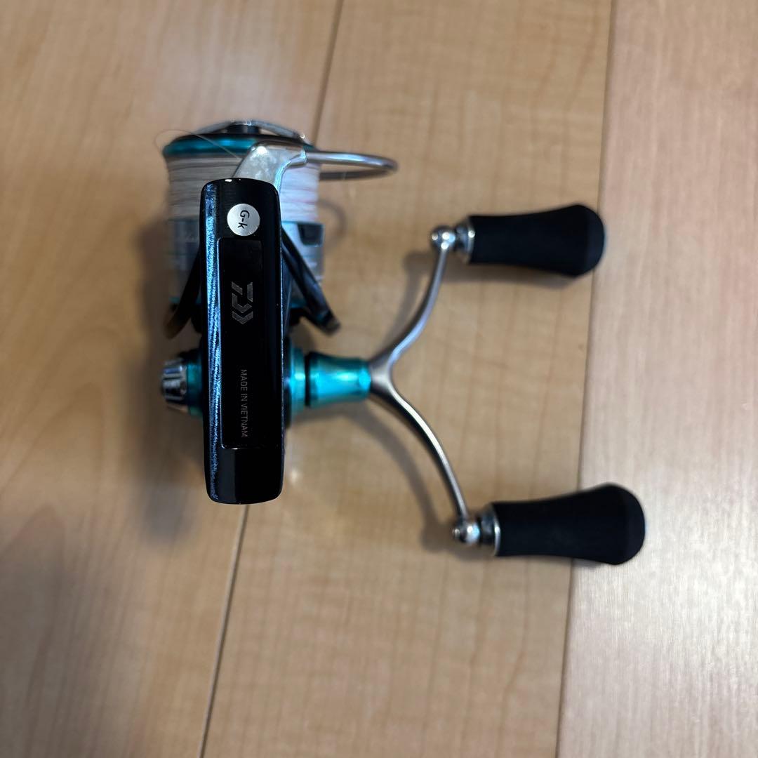 早い者勝ち！ダイワ　エメラルダス　リール 2500S-H-DH