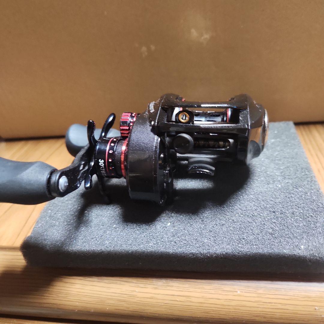 リール Revo ELITE7 IB