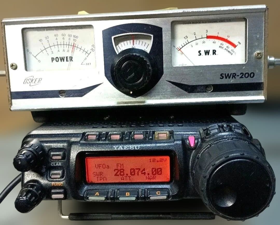カ*ン様 YAESU FT-857 技適02KN333 100W FT8できまし
