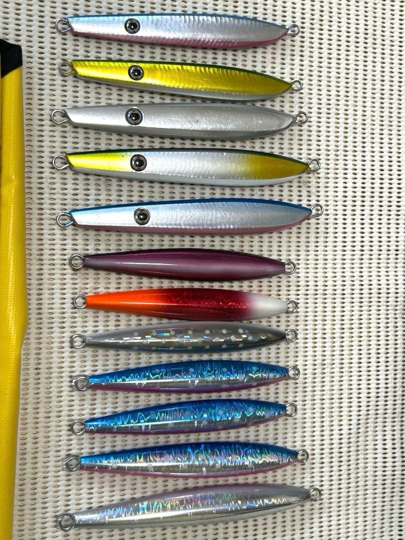 シャウト　ショーテル、イッセイ、ネコメタル