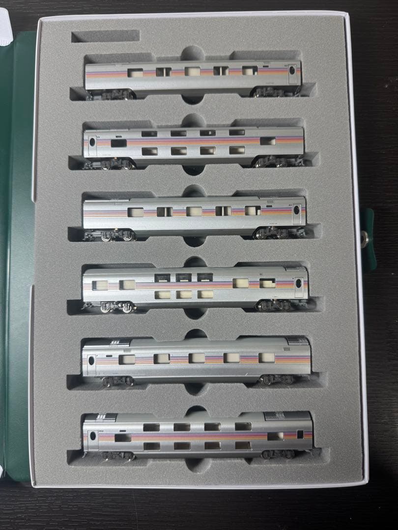 KATO E26系 \"カシオペア\" 基本・増結セットジャンク