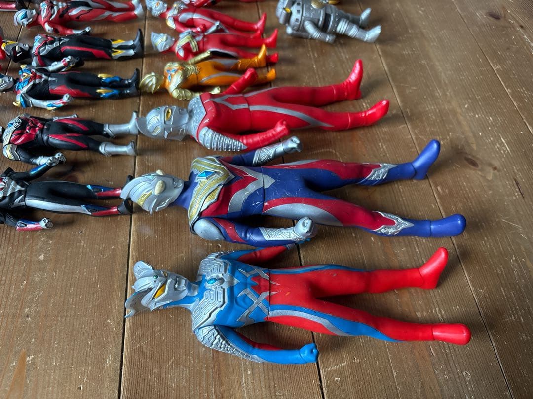 ウルトラマンフィギュアセット80体。ウルトラヒーロー53体、ウルトラ怪獣27体。