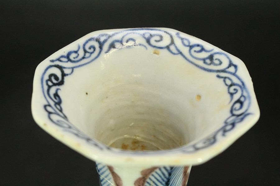 中国美術 青花紅 蓮花紋 八方瓶(A817)