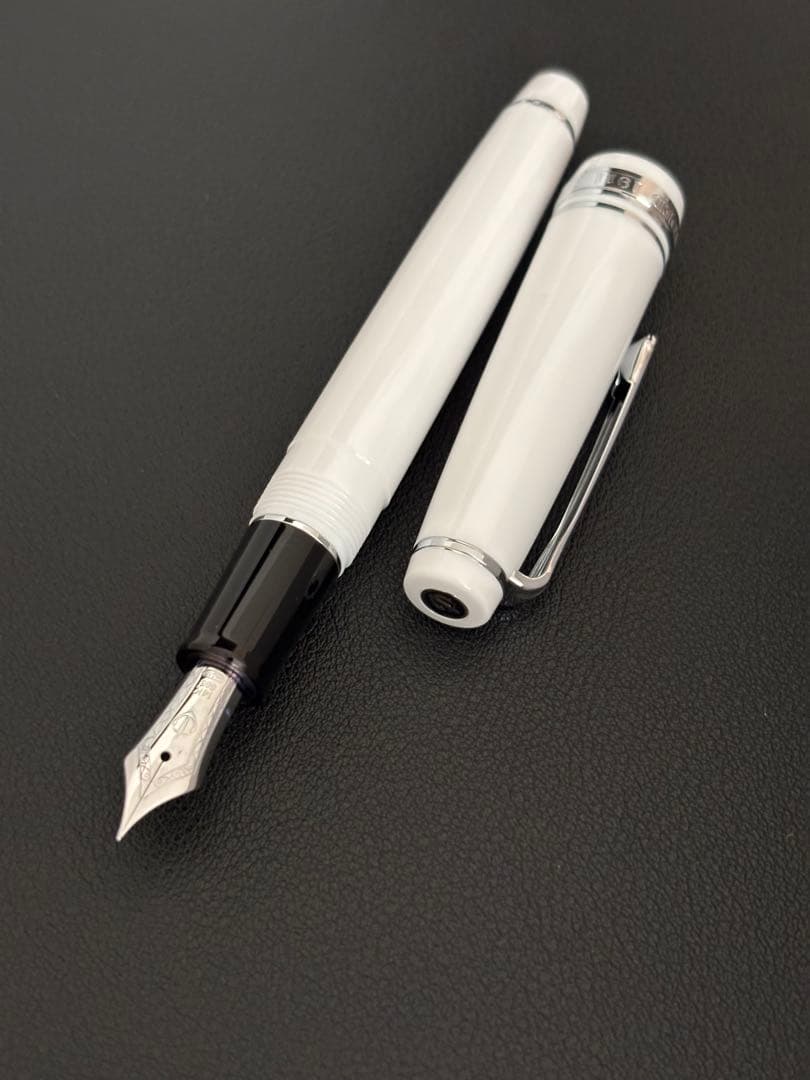 セーラー万年筆 プロフェッショナルギア スリム 銀 ホワイト F 細字
