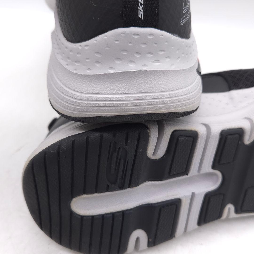 未使用 SKECHERS ARCH FIT-BANLIN スケッチャーズ