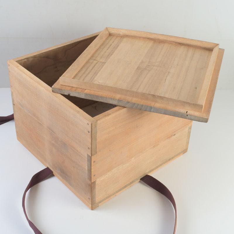 茶道具　釜師　畠春斎作　肩糸目　廣口釜　共布共箱　V　9865A