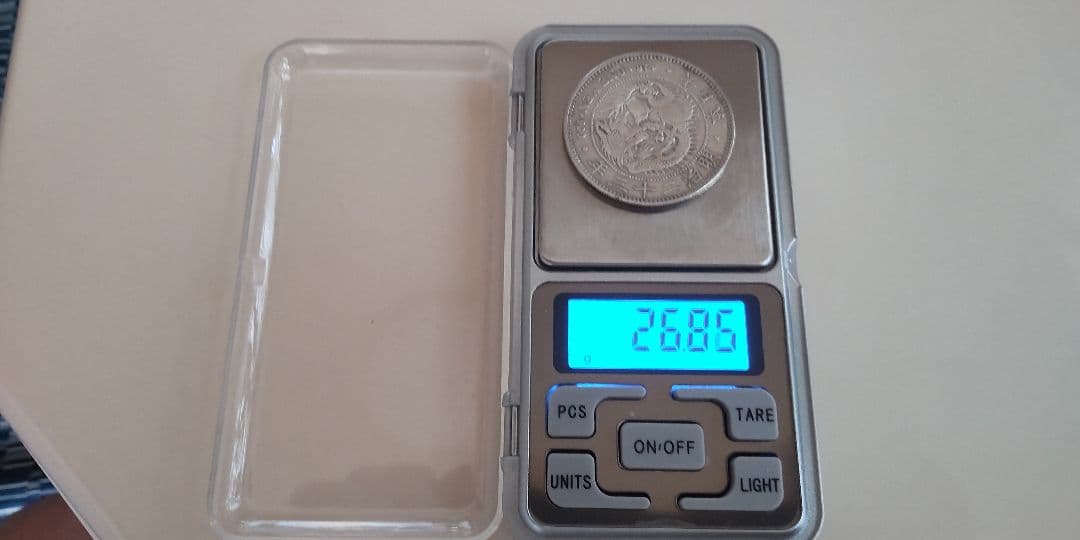 A012 明治23年 丸銀 1円銀貨 古銭