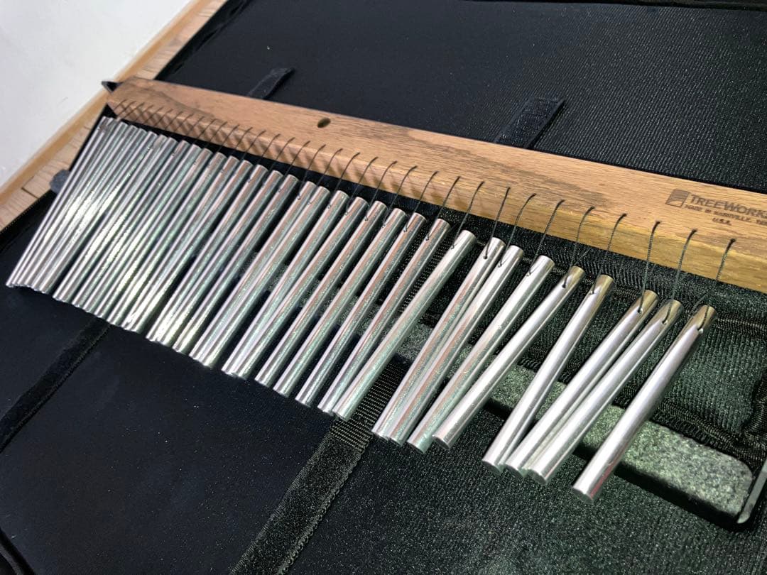 TREEWORKSウインドチャイム 34本 木製フレーム ダンパー付き