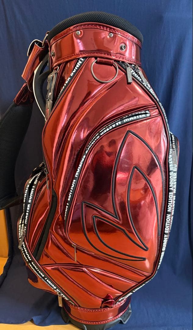 マスターバニーエディションMASTER BUNNY キャディバッグ　赤　エナメル