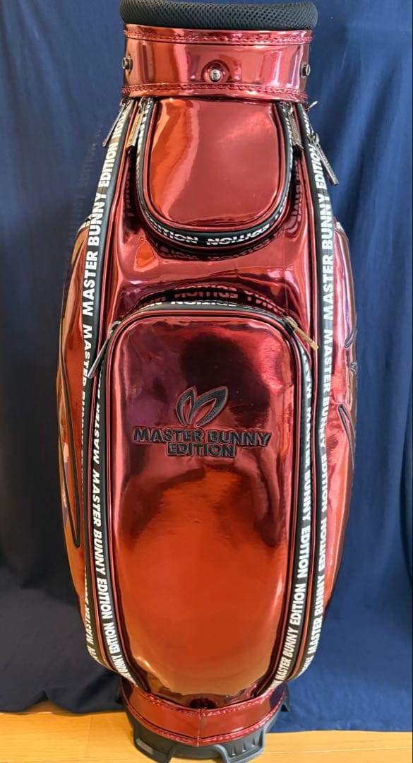 マスターバニーエディションMASTER BUNNY キャディバッグ　赤　エナメル