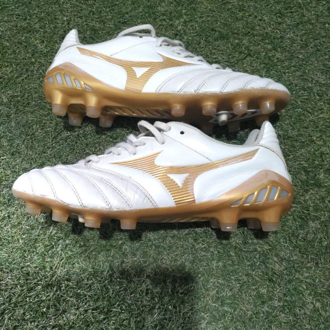 Mizuno サッカー スパイクシューズ ホワイト/ゴールド 24cm