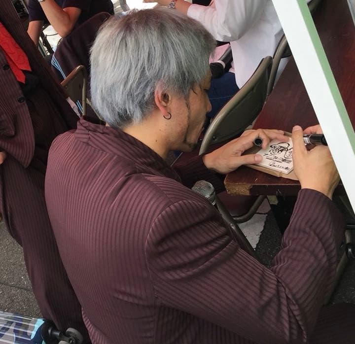 【激レア！】ナニコレ？劇団　直筆サイン入りコースター＆2キーホルダーセット