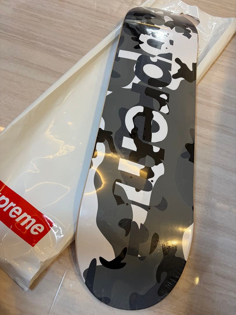 【新品】Supreme スケートボードデッキ