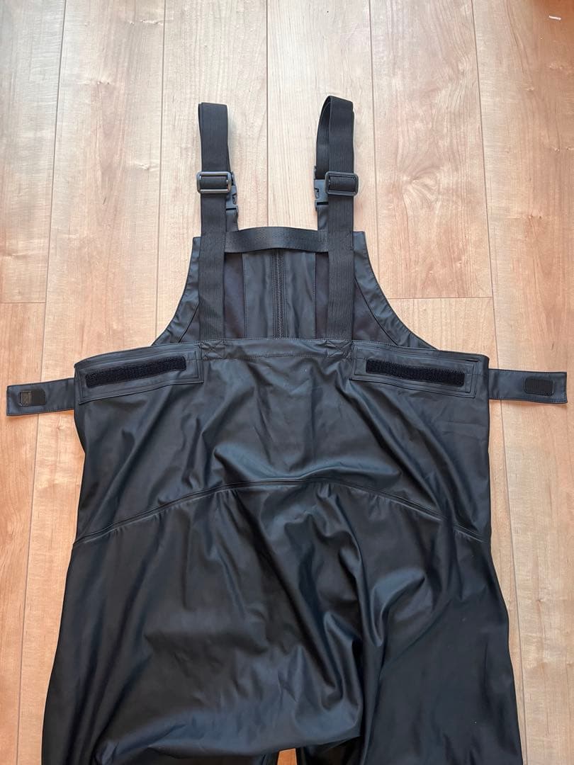 ジャッカル JACKALL オフショアハイドロビブ　ブラック Ｍサイズ