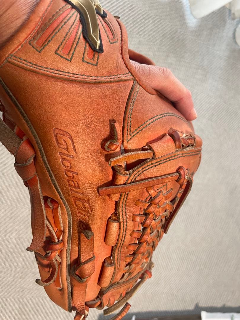 ミズノMizunoグローバルエリート 軟式内野　値下げ　どなたかお使い下さい！